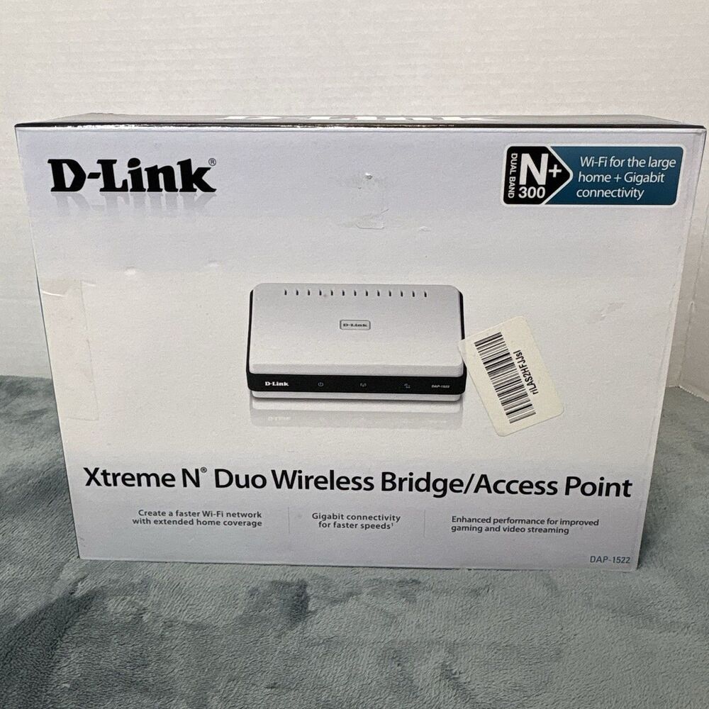 D-Link Wireless Dual Band N 300+ Mbps Wi-Fi Gigabit Range Extender / Access